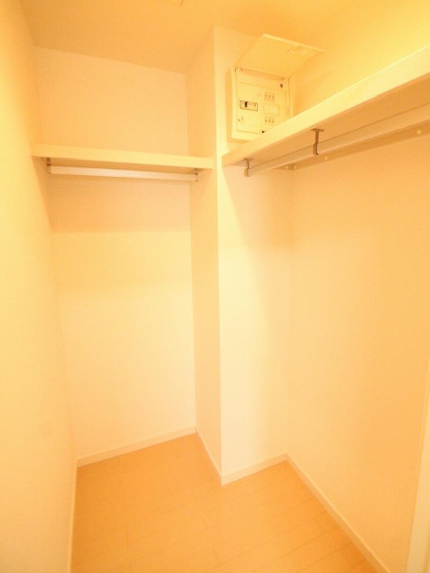 収納 エミネンス蛍池