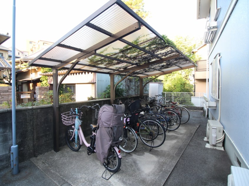 駐輪場 越水ﾌﾟﾗｳ