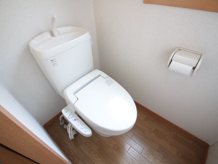 トイレ ハイツ・ツゥ・サティ