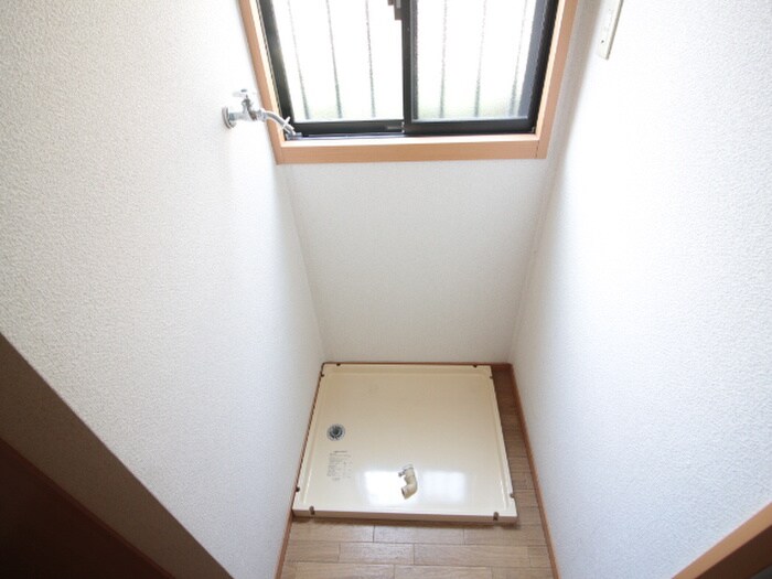 洗濯機置場 ハイツ・ツゥ・サティ