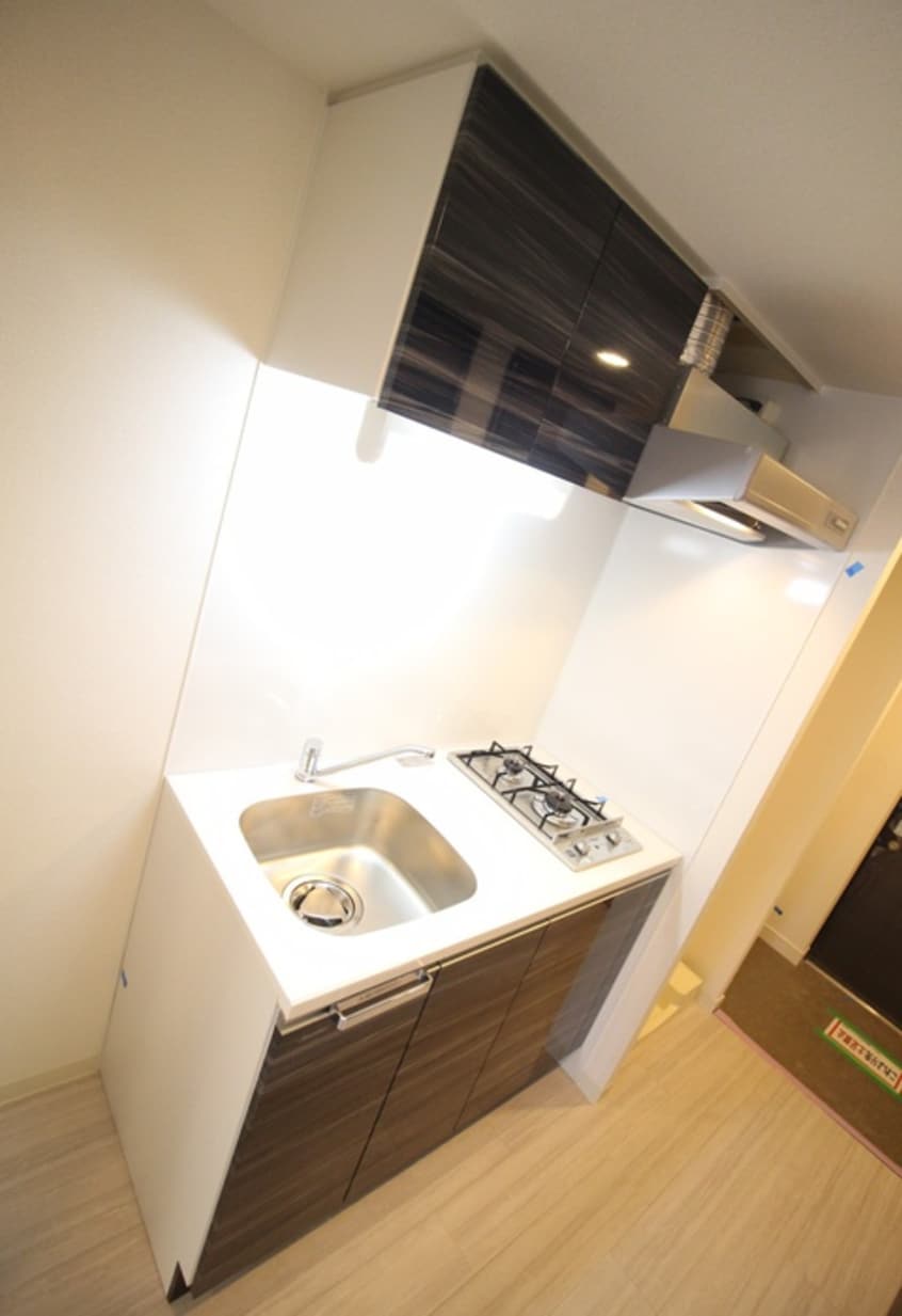 キッチン ﾌﾟﾚｻﾝｽ新大阪ｲｵﾘｱ(614)