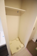 洗濯機置場 ﾌﾟﾚｻﾝｽ新大阪ｲｵﾘｱ(614)