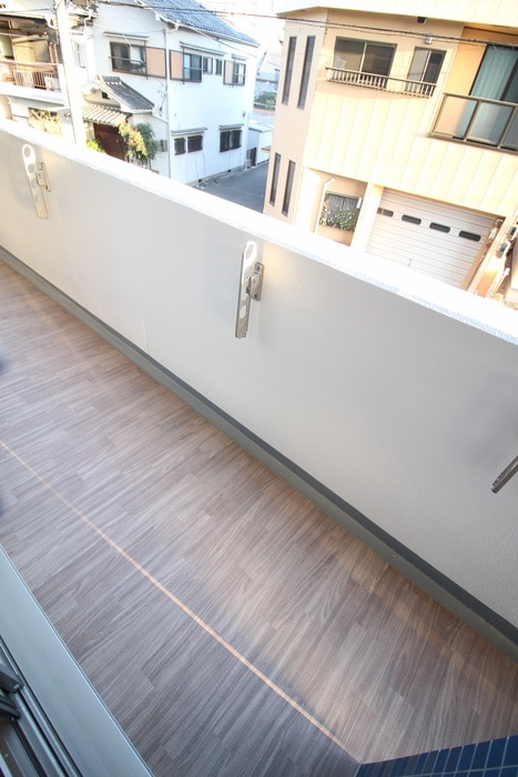 室内からの展望 ﾌﾟﾚｻﾝｽ新大阪ｲｵﾘｱ(614)