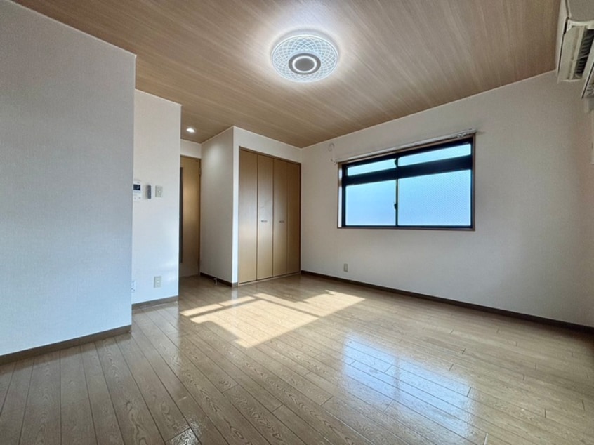 居室 ＰＡＲＫ ＳＩＤＥ 秀泉