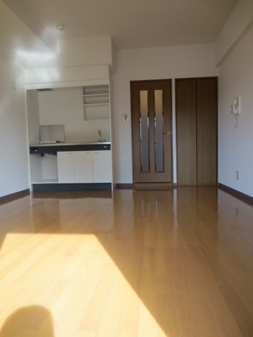 居室 阪神ﾊｲｸﾞﾚｰﾄﾞﾏﾝｼｮﾝ１２番館