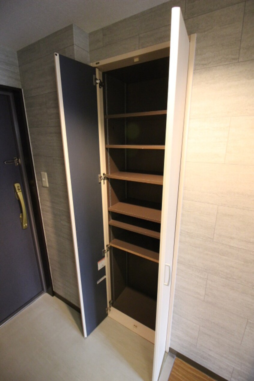 靴箱 クレ－ル蛍池