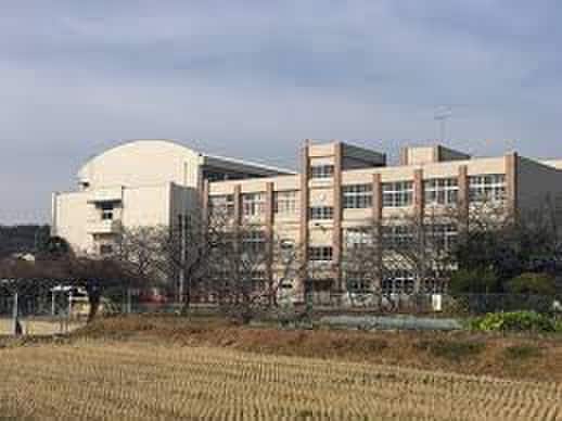 神戸市立押部谷小学校(小学校)まで1500m モンボヌ－ル