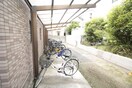 駐輪場 マリア立花