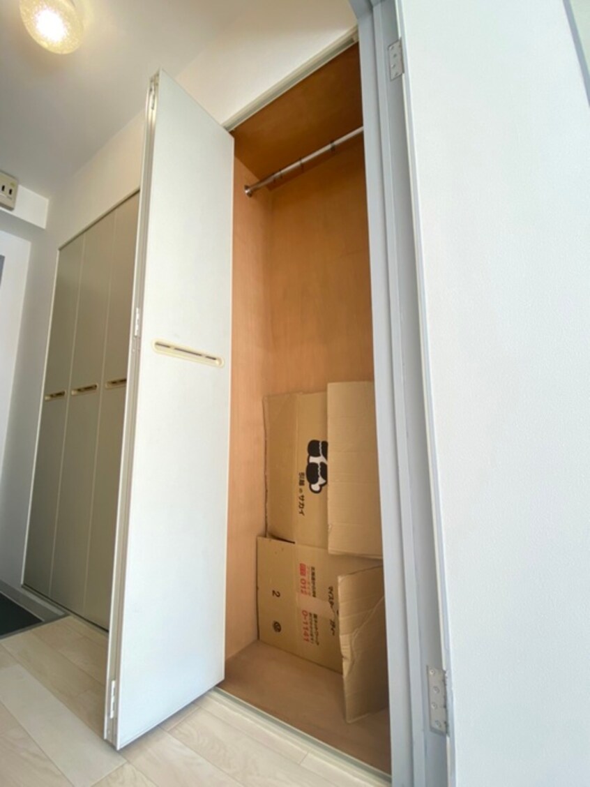 収納 東大阪レジデンス