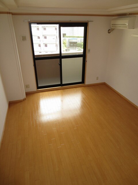 居室 ＯＰＵＳ　ＯＮＥ