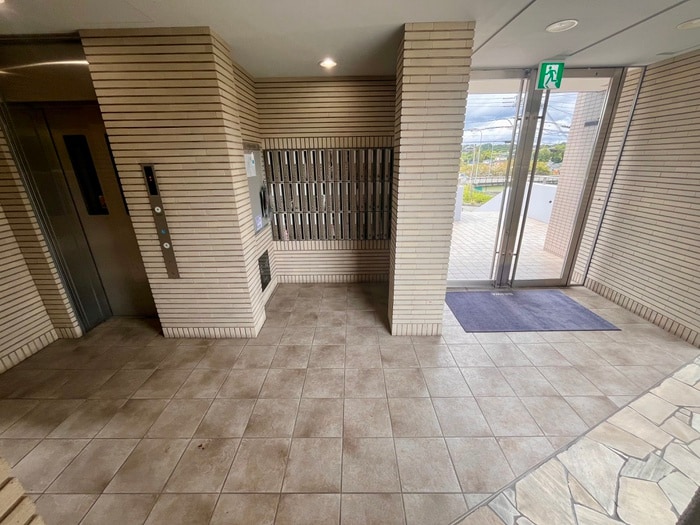 エントランス部分 スプランドゥールヴィラ