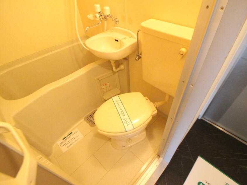 トイレ ル－ミナスＰ１