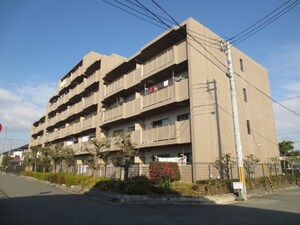 イーストハイム