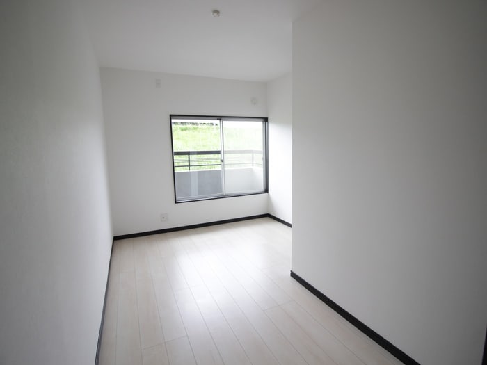 居室 ＭＡＹＵＭＩハウス３３号館尻江