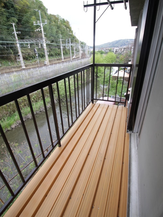 ベランダ・バルコニー ＭＡＹＵＭＩハウス３３号館尻江