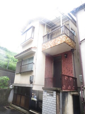 東石切町３丁目貸家