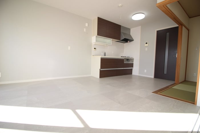 居室 メゾン茨木（515）