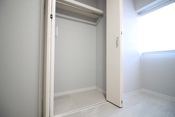 収納 メゾン茨木（515）