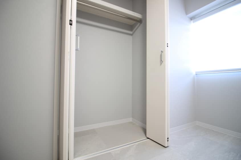 収納 メゾン茨木（515）