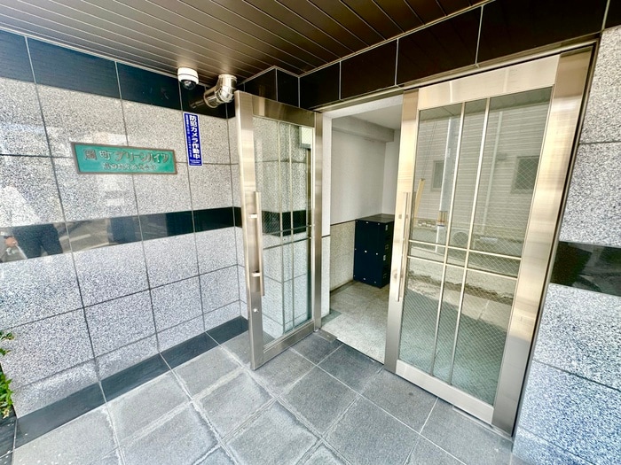 エントランス部分 岡町グリ－ンハイツ