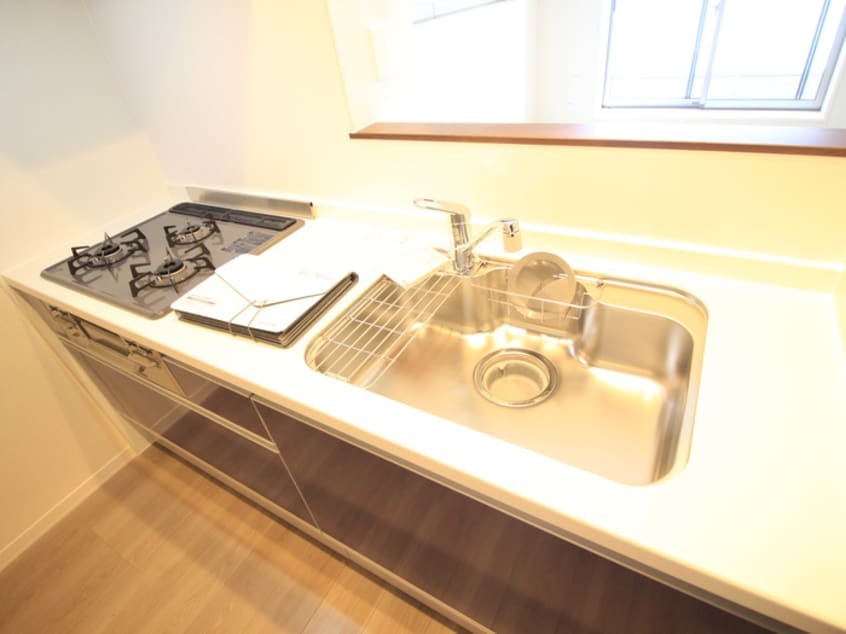 キッチン クリスタルヴィラ