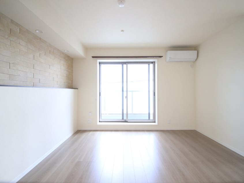 居室 クリスタルヴィラ