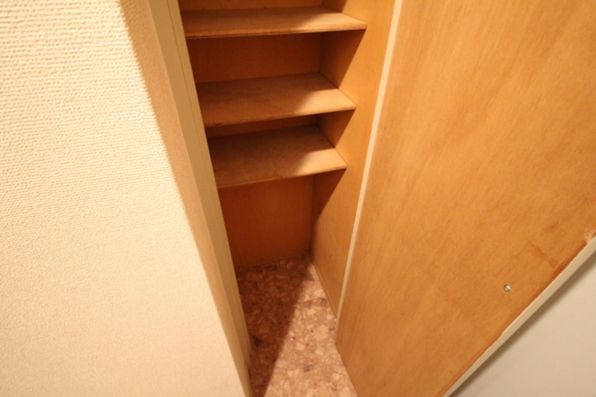 靴箱 レジ－ナ西宮北口