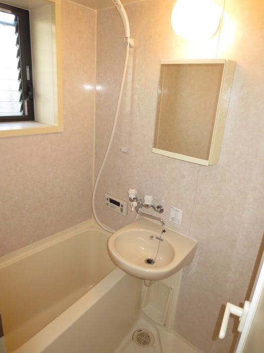 バス／シャワールーム等 赤大路サクラハウスⅡ