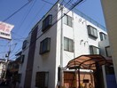 外観写真 プラットホーム総持寺駅前