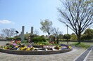 中央公園(公園)まで350m ベルナ－ド・コンフォ－ト
