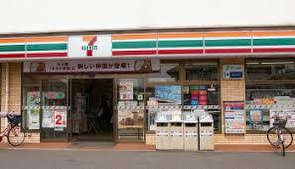 セブンイレブン(コンビニ)まで389m ら・ぽ-る