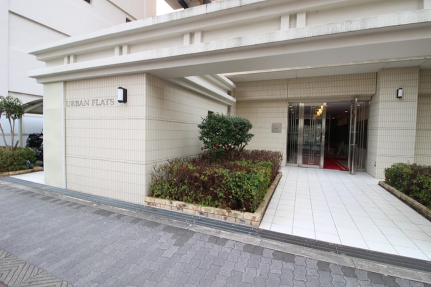 エントランス部分 ア－バンフラッツ新大阪Ⅰ