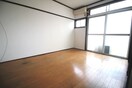 居室 中央マンション