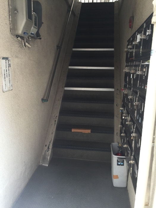 エントランス部分 中央マンション