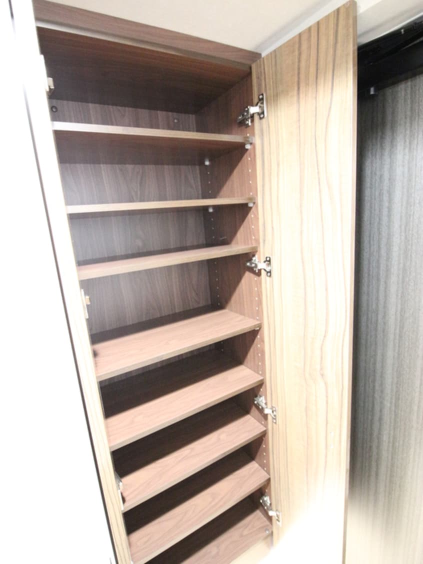 靴箱 ﾌｧｰｽﾄﾌｨｵｰﾚ阿波座ｱｸｱ(201)