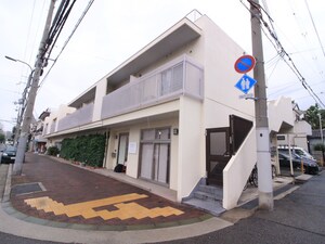 マンション岩屋