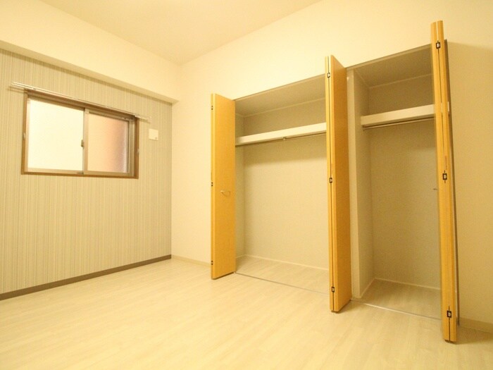 収納 エル・イソベ三宮