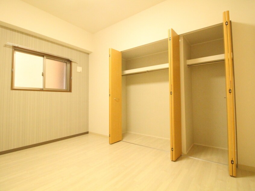 収納 エル・イソベ三宮