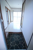 廊下 KANESHIRO豊里マンション