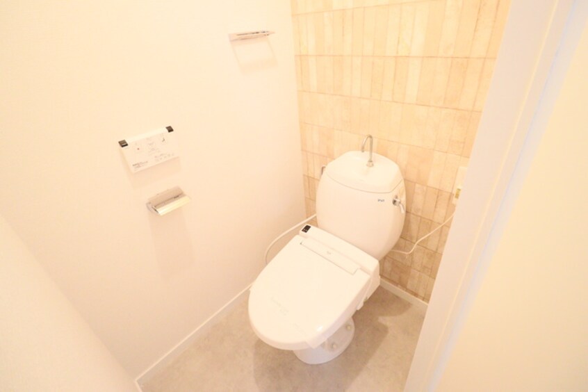 トイレ 仲善ﾊｲﾂ