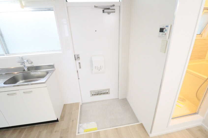 玄関 仲善ﾊｲﾂ