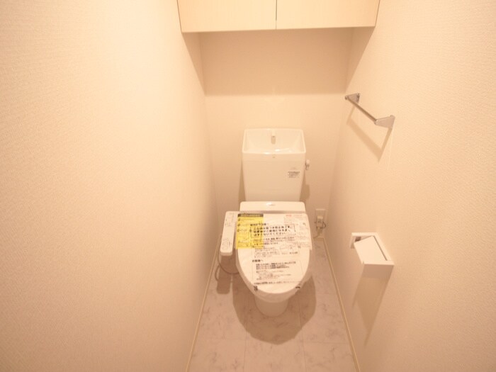 トイレ Mauve上中条