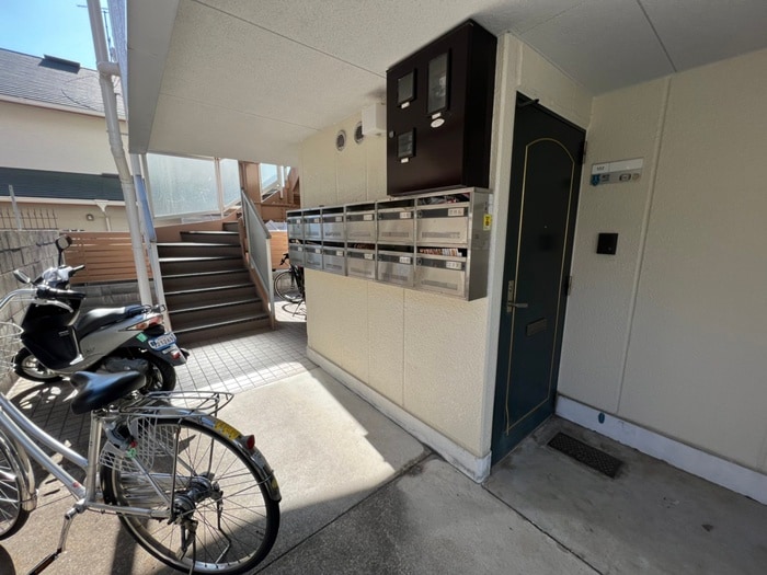 エントランス部分 マンションくすのきの丘