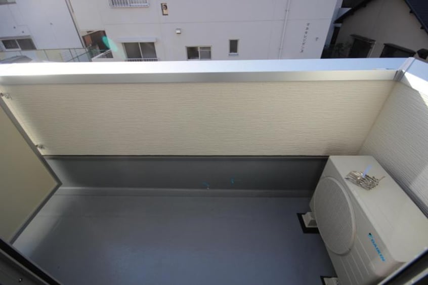 ベランダ・バルコニー ルシアマルセ