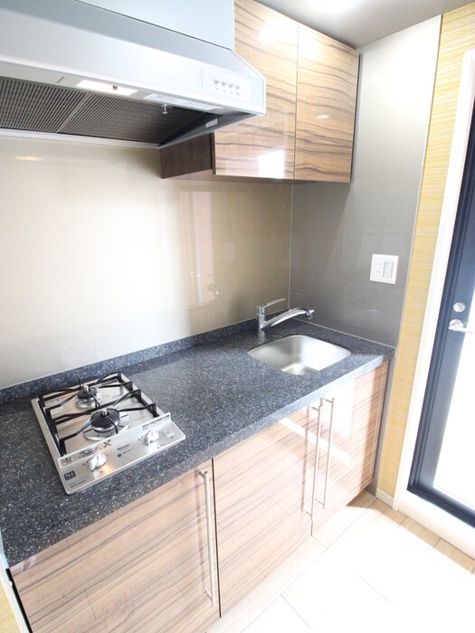 キッチン ﾌｧｰｽﾄﾌｨｵｰﾚ阿波座ｱｸｱ(203)