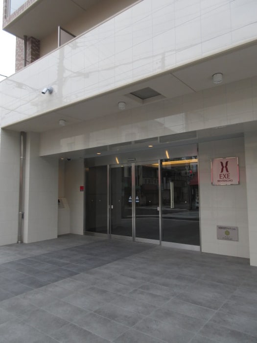 エントランス部分 エグゼ弁天町(707)