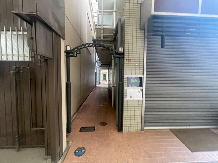 エントランス部分 エヴァーグリーンタナカ