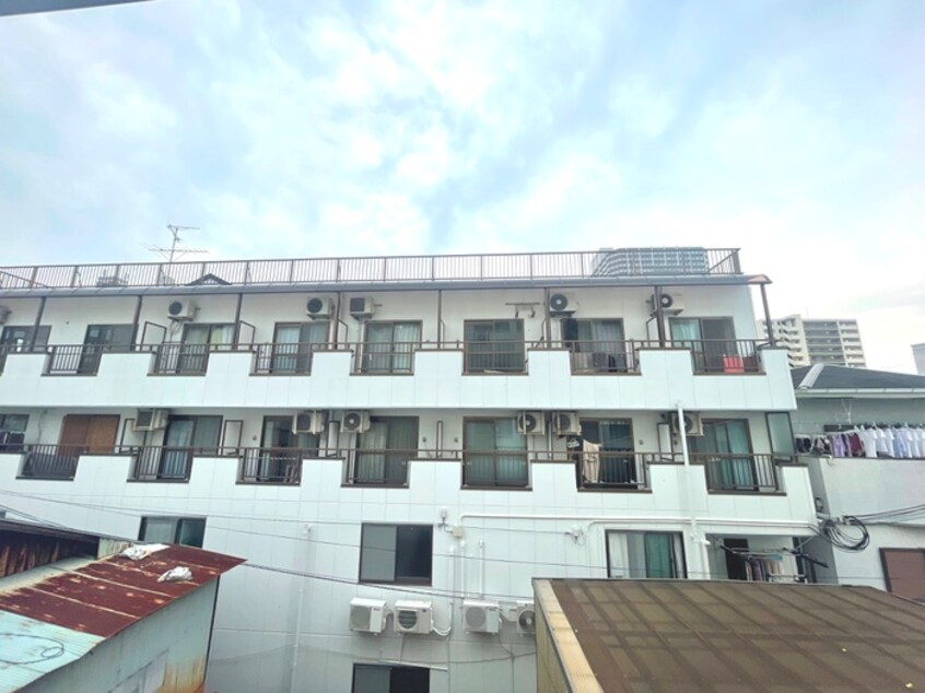 室内からの展望 エヴァーグリーンタナカ