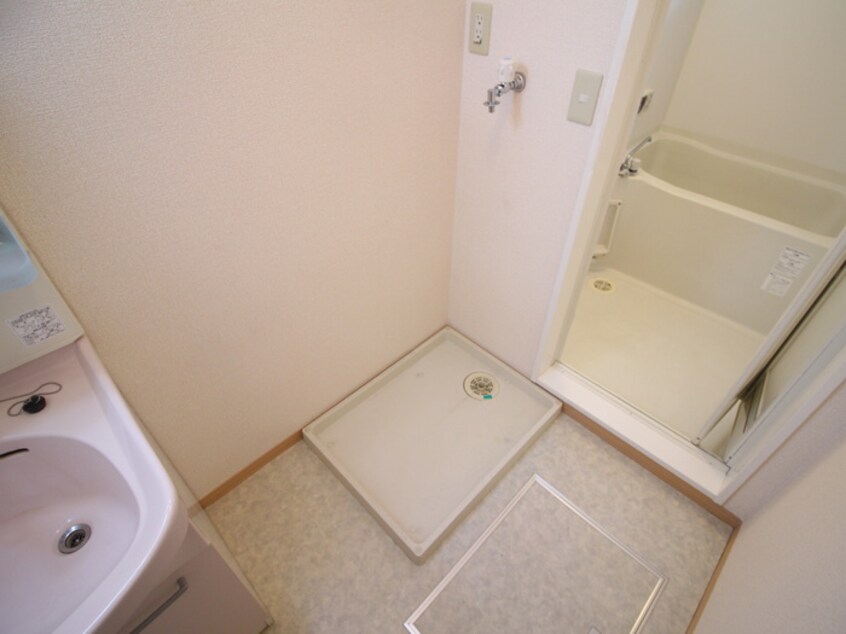 洗濯機置場 ラ・ミュ－久宝寺Ⅱ