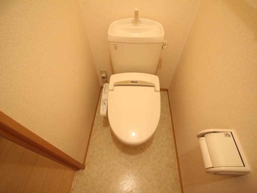 トイレ ラ・ミュ－久宝寺Ⅱ